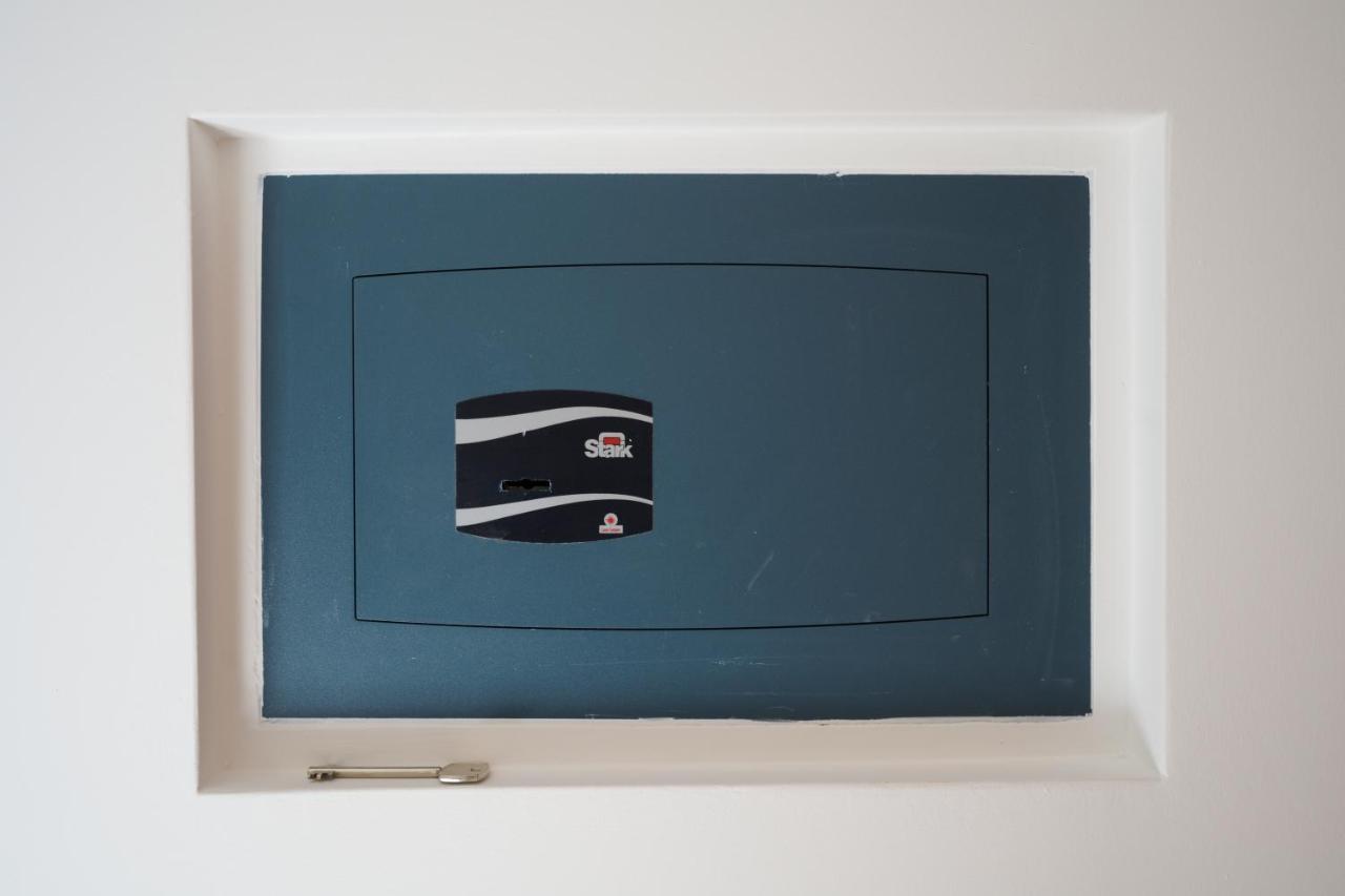 Ross Quadrell - Milano Apartment Exterior photo